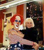 Gregory as clown in Die verkaufte Braut